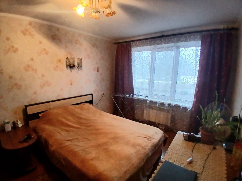 Продаж 2к квартири в р-ні Дендропарку