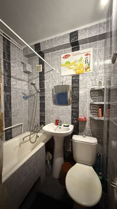 Продается 2-х комн. кв. в центре