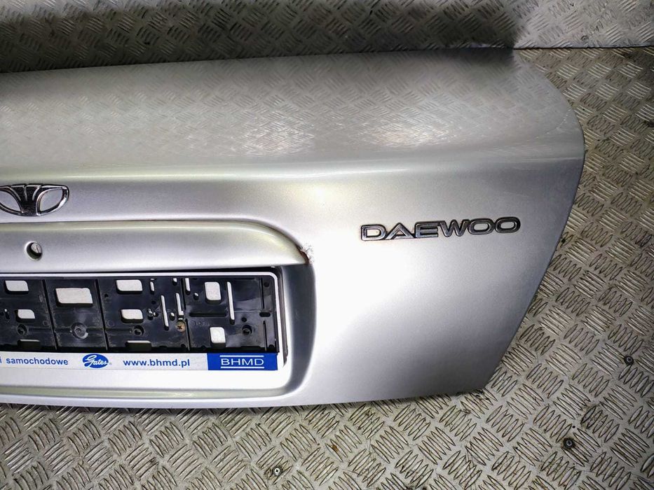 klapa pokrywa bagażnika nubira sedan