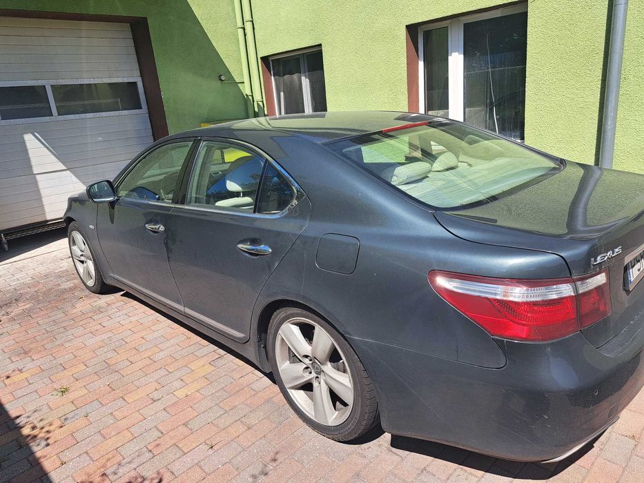 sprzedam lexus ls460