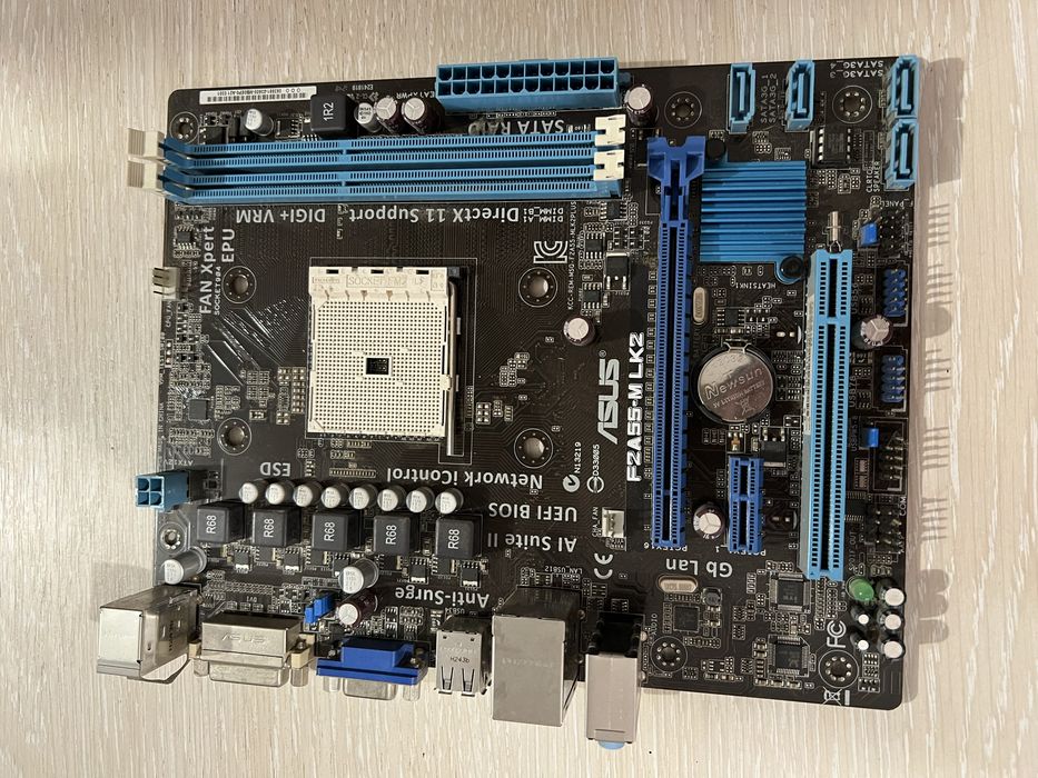 Материнская плата