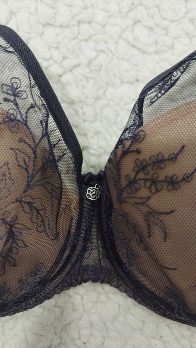 Biustonosz Gaia 70 E stan idealny