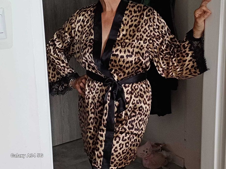 Satynowy szlafrok w panterkę,XL