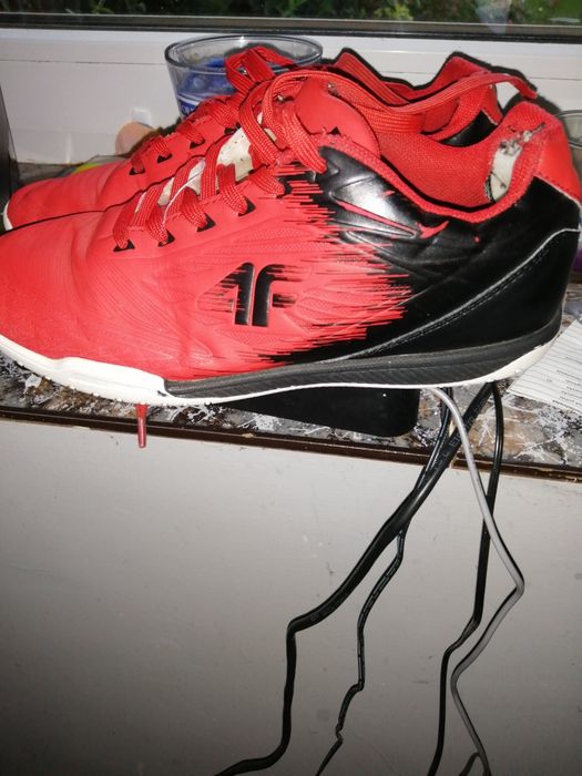 Adidasy 4f kolor czerwono czarne