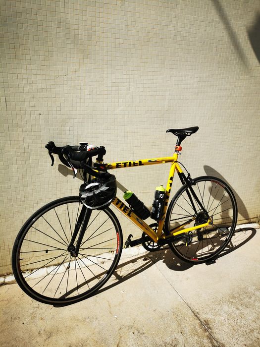 Bicicleta profissional corrida ciclismo