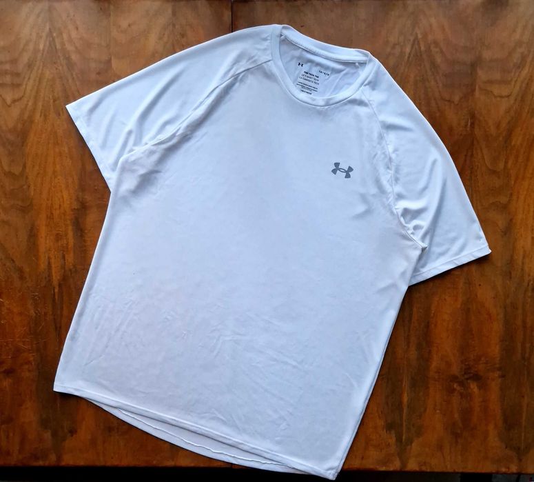 Футболка (Under Armour) размер L-XL