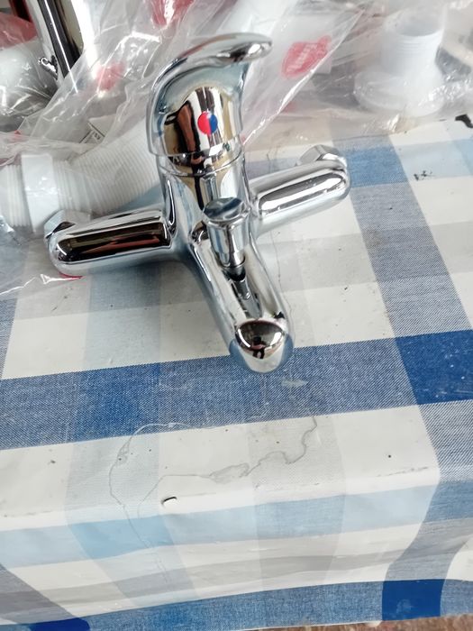 Material canalização bichas ligadores