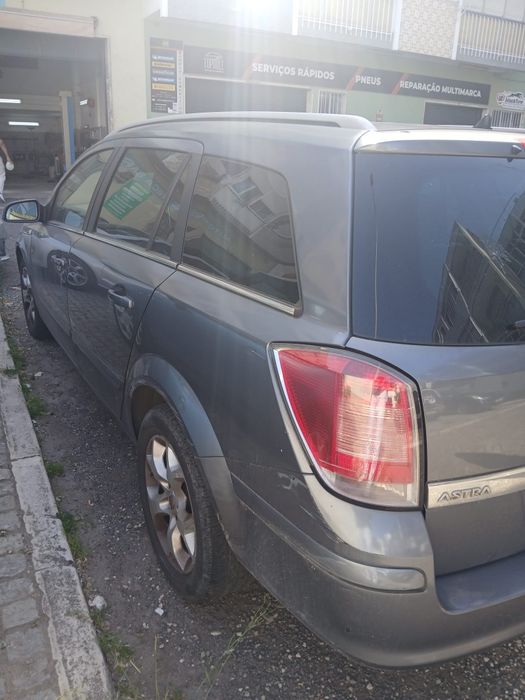Opel Astra Caravan