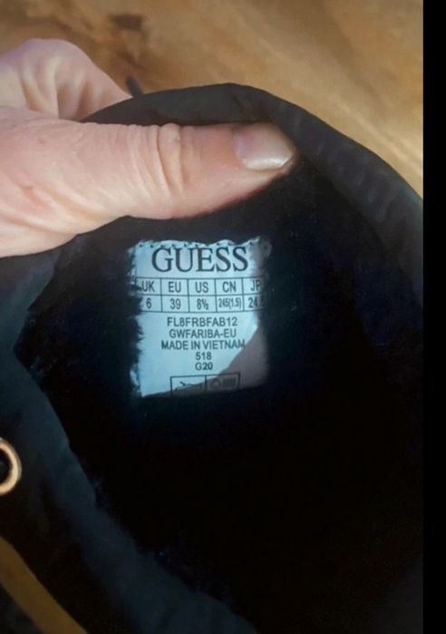 Śniegowce buty zimowe Guess 39