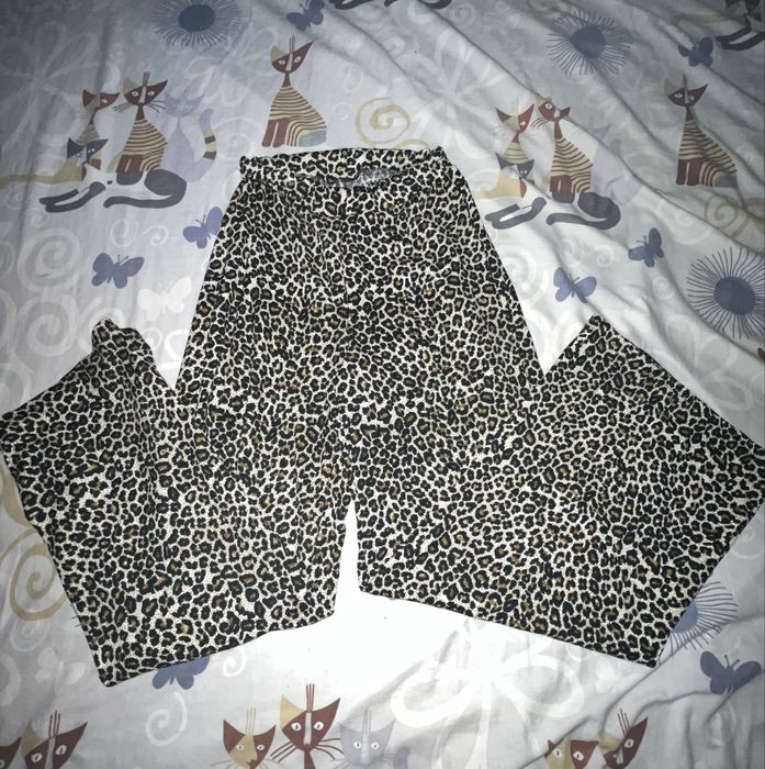 Костюм (топ і штани) з леопардовим принтом