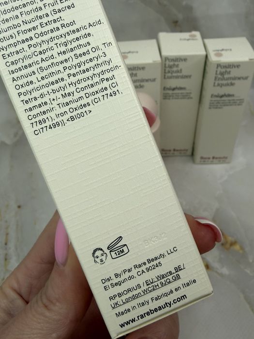 Хайлайтер Rare Beauty Enlighten рідкий