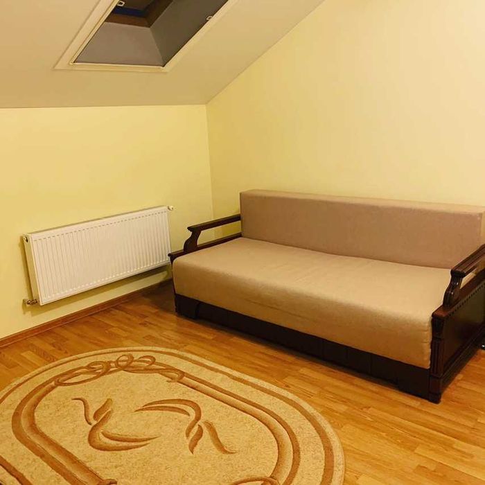 Таунхаус з ремонтом - 10 км від метро. Річка, Ліс