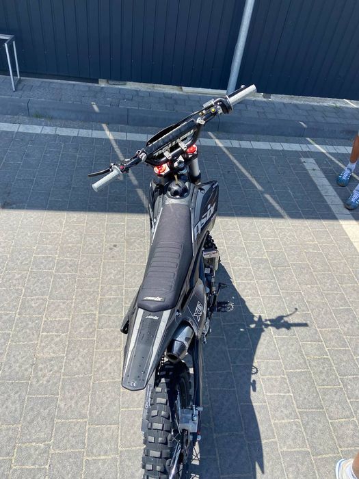 Продам Asix xb 68