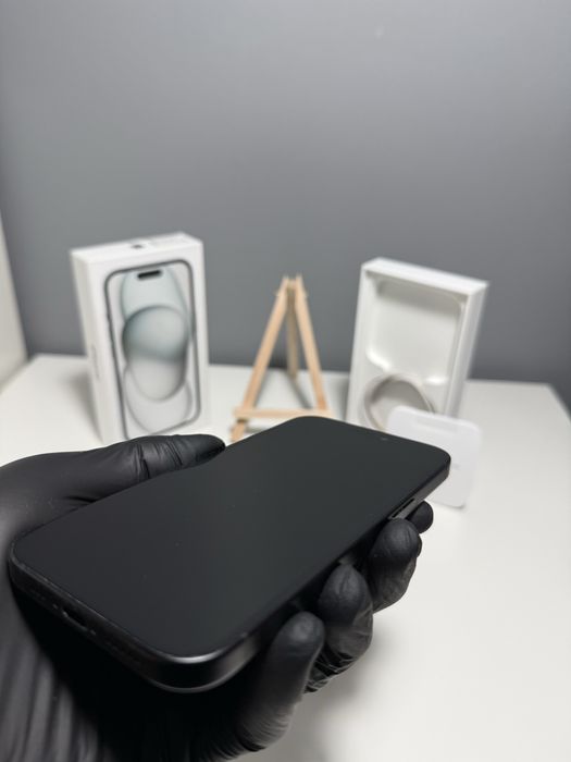 iPhone 15 | Black | 87% | Zestaw