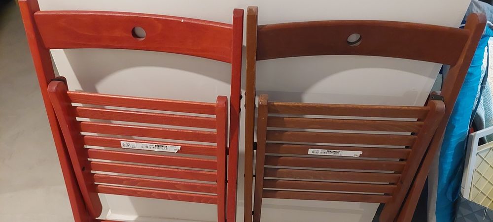 2 cadeiras de madeira dobraveis Ikea