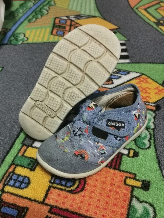 Kapcie ciciban 25