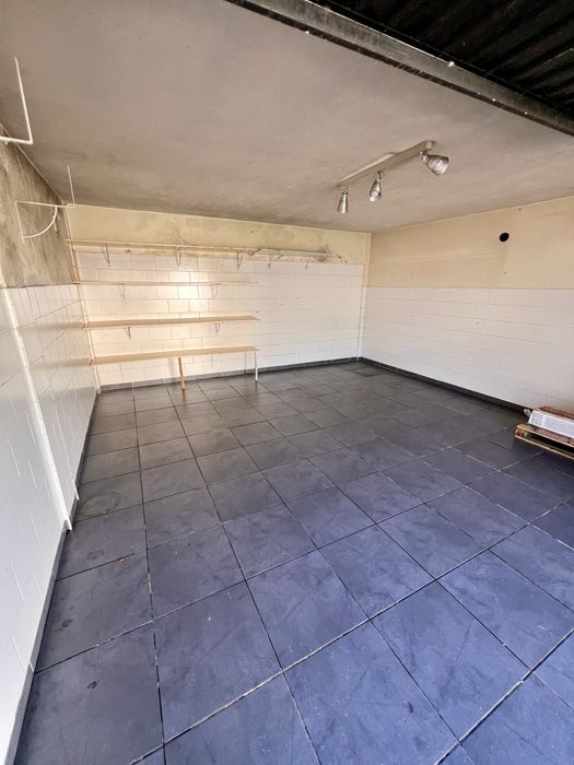 Garagem Box - Valadares