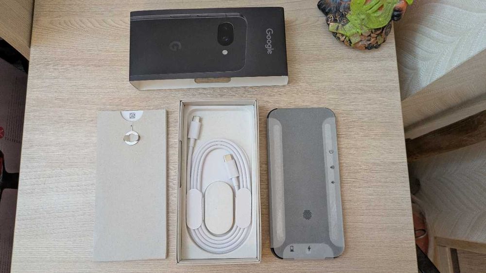 Телефон | Смартфон Google Pixel 9a 128 GB Obsidian Xfinity/Verizon Locked