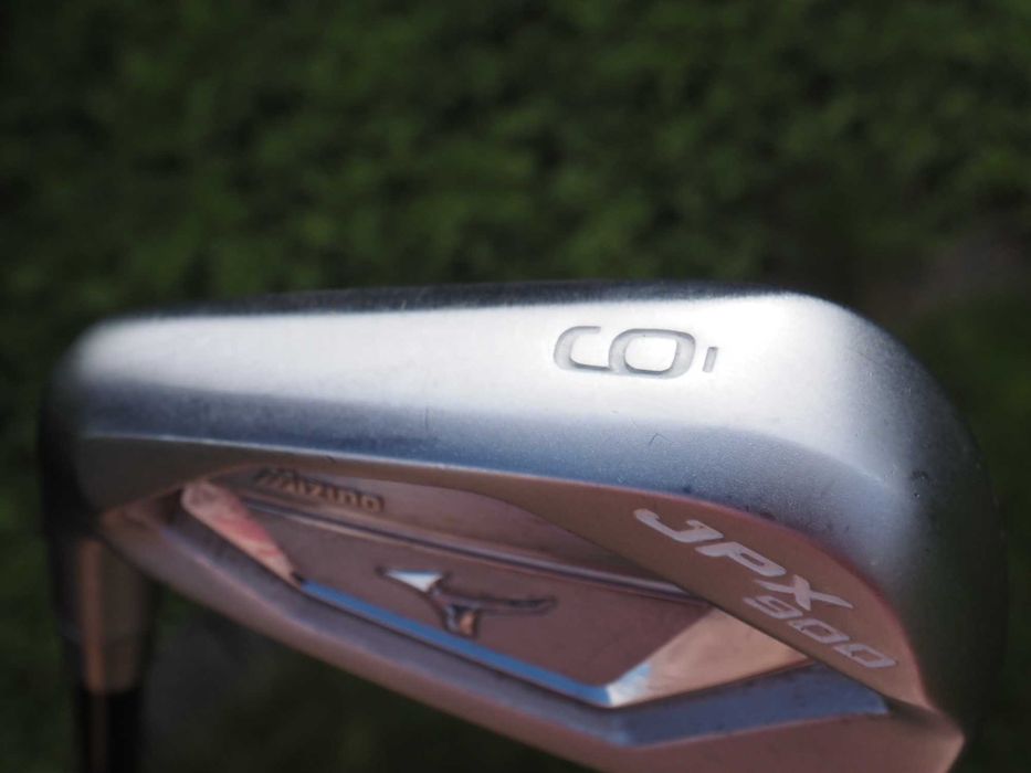 Kij do golfa Mizuno JPX 900 Iron 6 Dla leworęcznych Twój pierwszy kij!