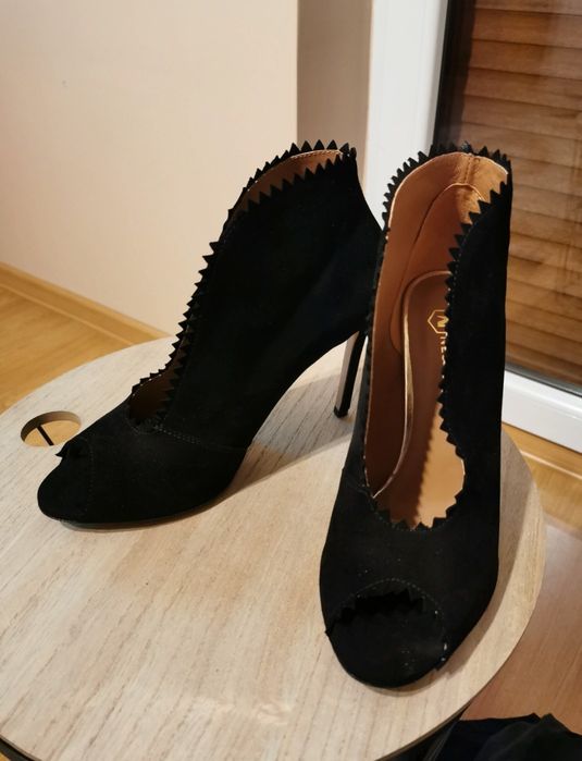 Letnie botki Neścior.