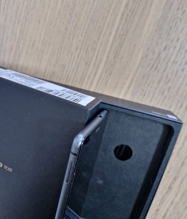 Huawei P9 lite (com caixa e acessórios)