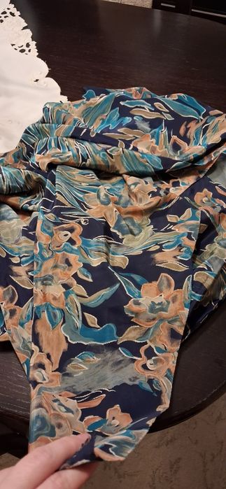 Piekny Materiał na sukienkę bluzkę