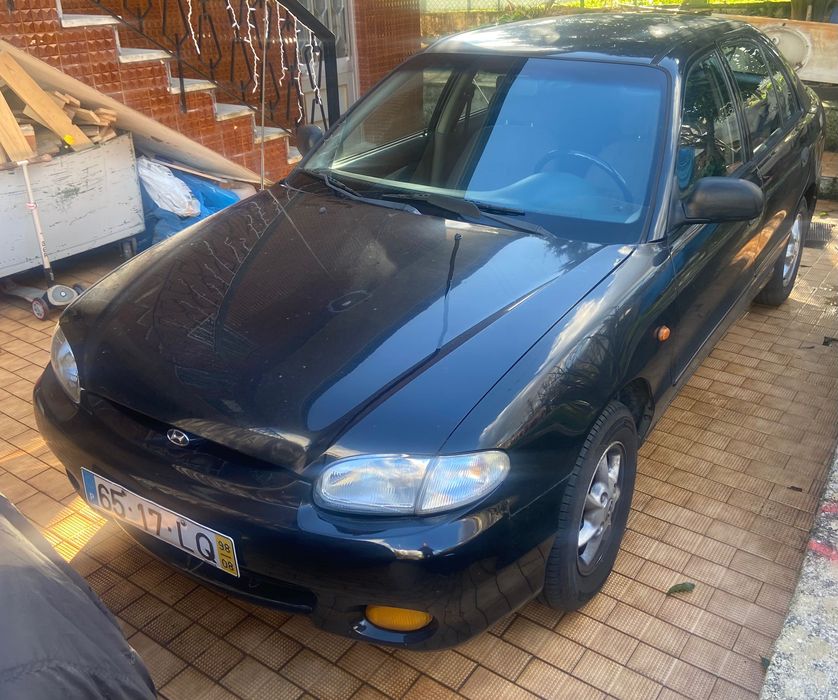 Hyundai accent GLS 1300