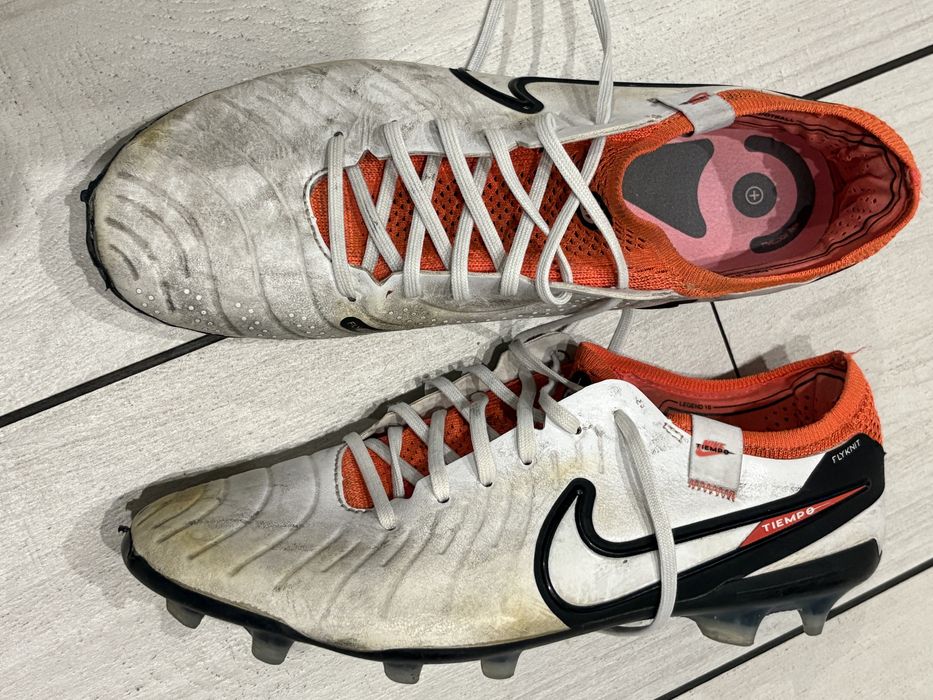 Бутсы для  футбола