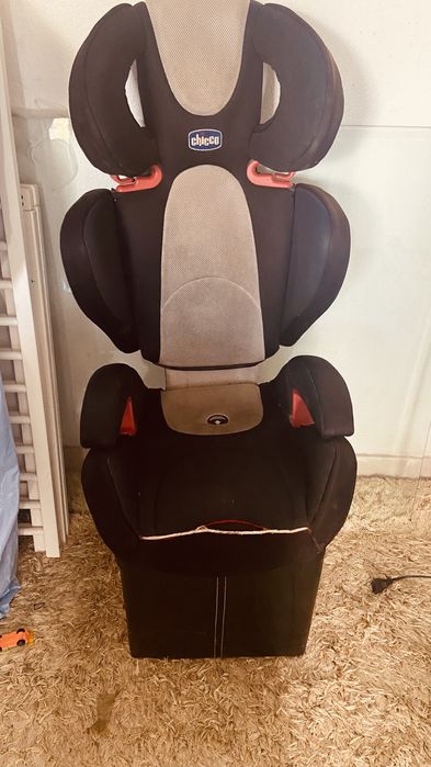 Vedem-se duas cadeiras