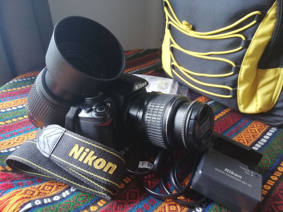 Nikon D3000 + 2 objectivas + mochila
