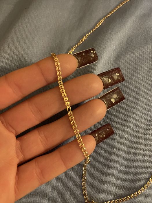 Зотолая цепочка 585 RG порвана