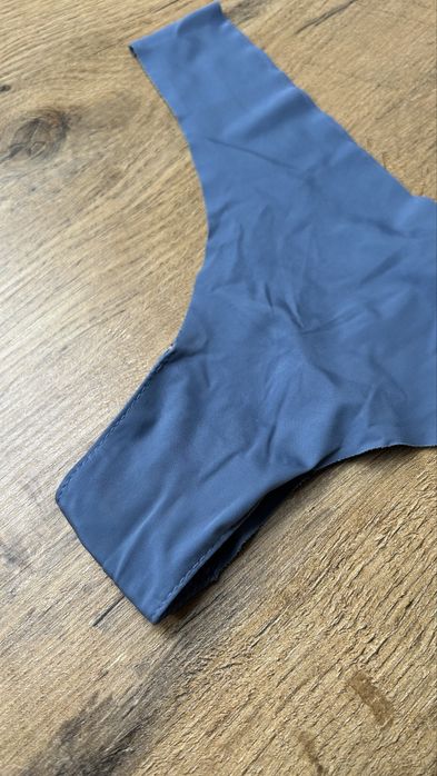 Majtki stringi Intimissimi