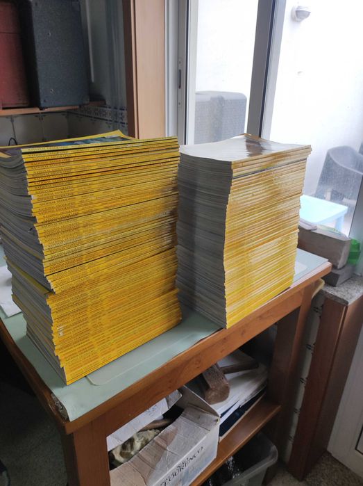 124 revistas da National Geographic de 2001 a 2014