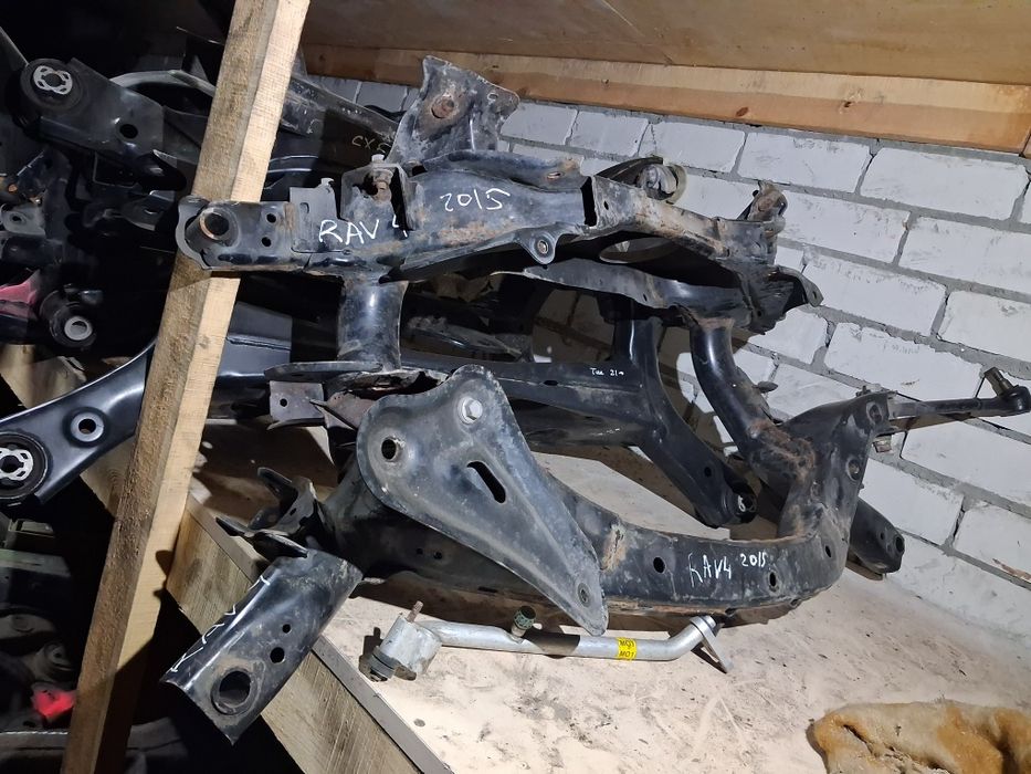 Подрамник передний задний Toyota RAV4 2014-2019