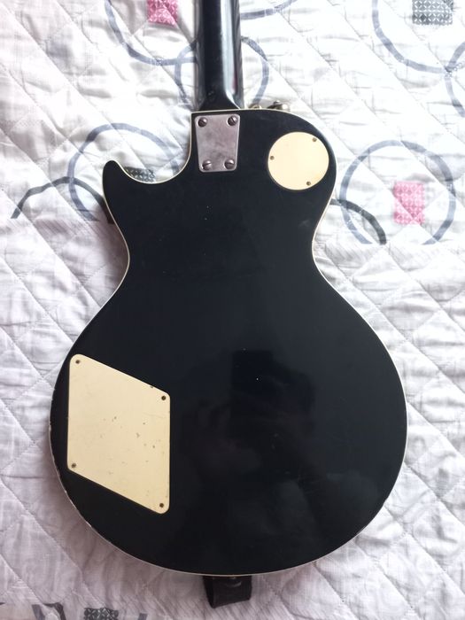 Гитара Diamant 1