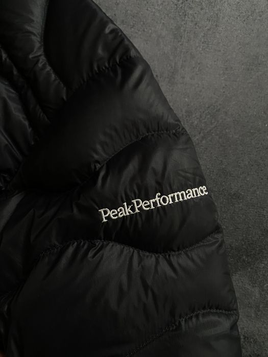Зимний пуховик Peak Perfomance чёрный мужской оригинал