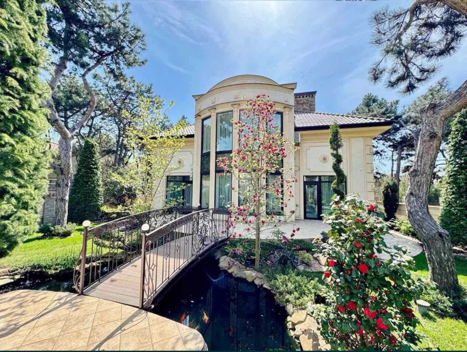 Элитный дом возле моря в Одессе