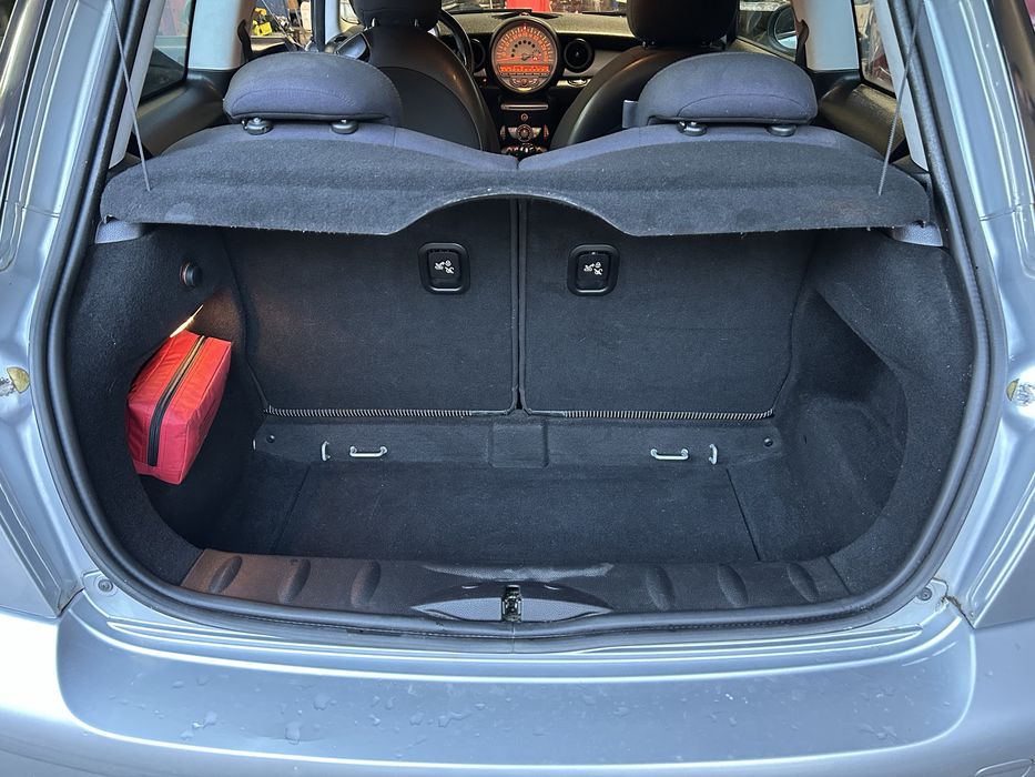 Mini Cooper 1.6D 110cv