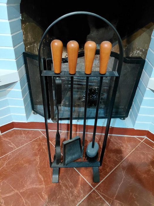 Utensilios de lareira + Resguardo