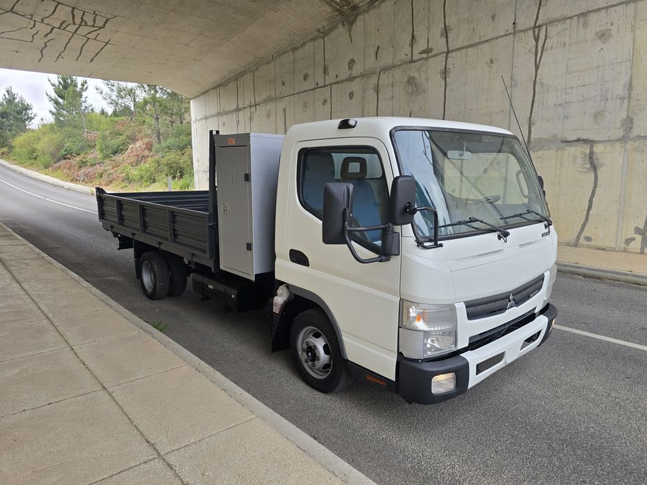 Mitsubishi Fuso 3C13 Báscula