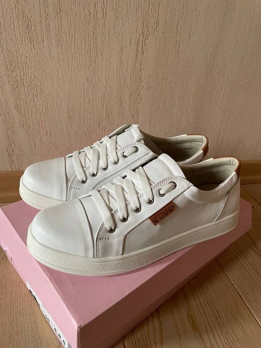 Кеди ECCO  шкіряні білі