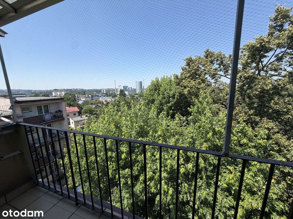 379 000 zł,3 pokoje |49 m² | Balkon | Złote Łany, ul. Majakowskiego 19