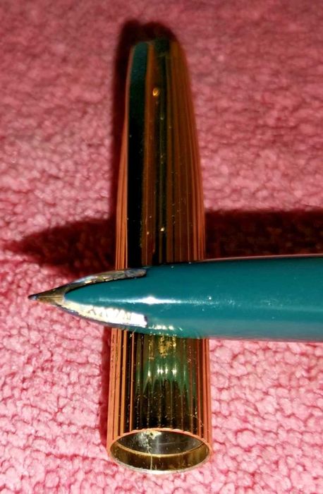 Caneta-tinteiro vintage Navy Fleet em metal dourado