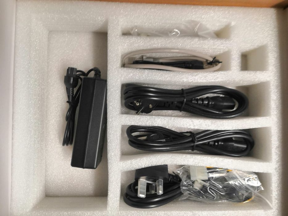 Avnet PicoZed FMC Carrier Card V2 + Avnet PicoZed SOM