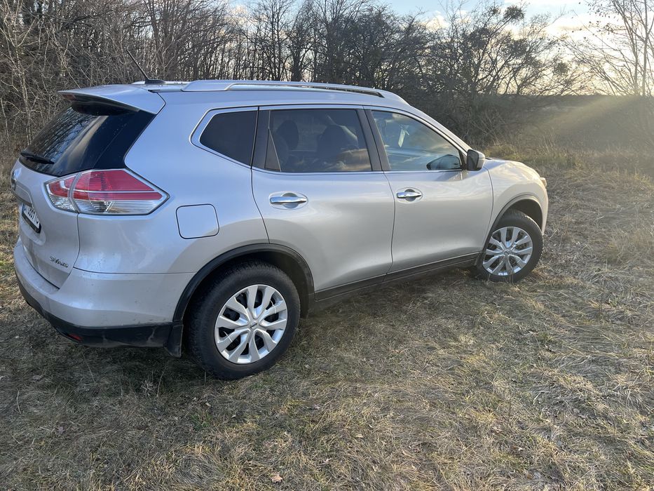 Nissan Rogue 4WD, газ-бензин