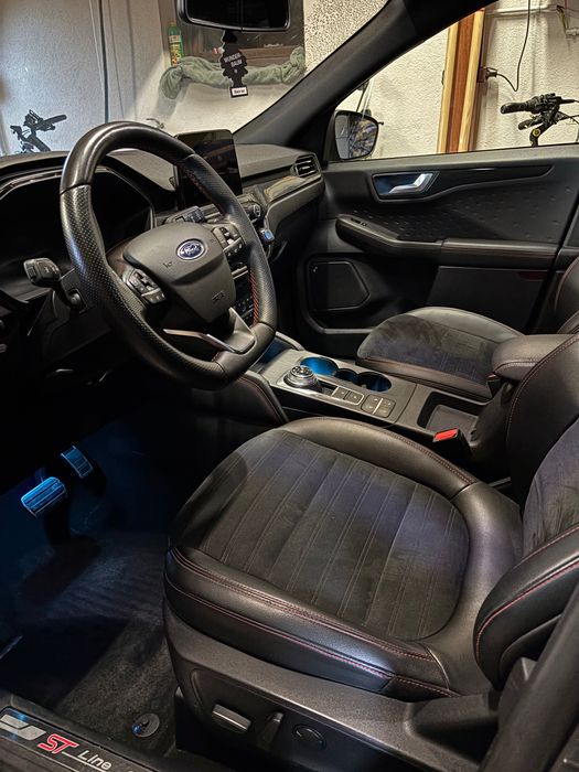 Ford Kuga 2.0 EcoBlue 4x4 ST-Line