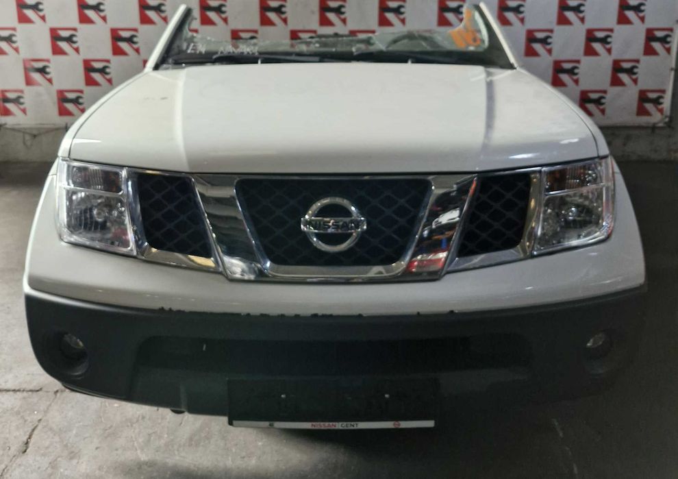 Frente Completa Nissan Navara 2.5 DCi 4X4 2009 #E14