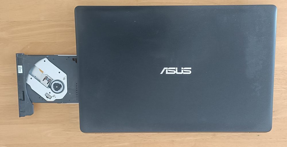 Computador ASUS I3