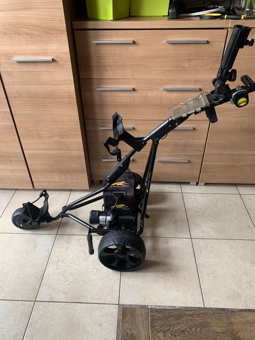 Wózek elektryczny do golfa golfowy trzykołowy POWAKADDY starszy typ