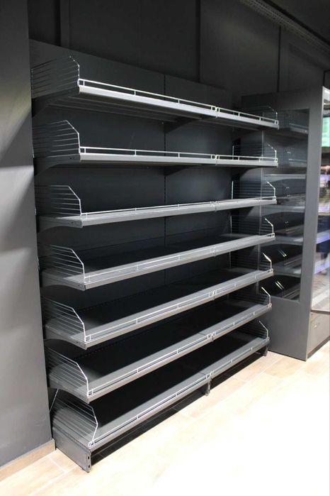 Торгові стелажі в магазин. Полки. Торгове та касове обладнання. Регали